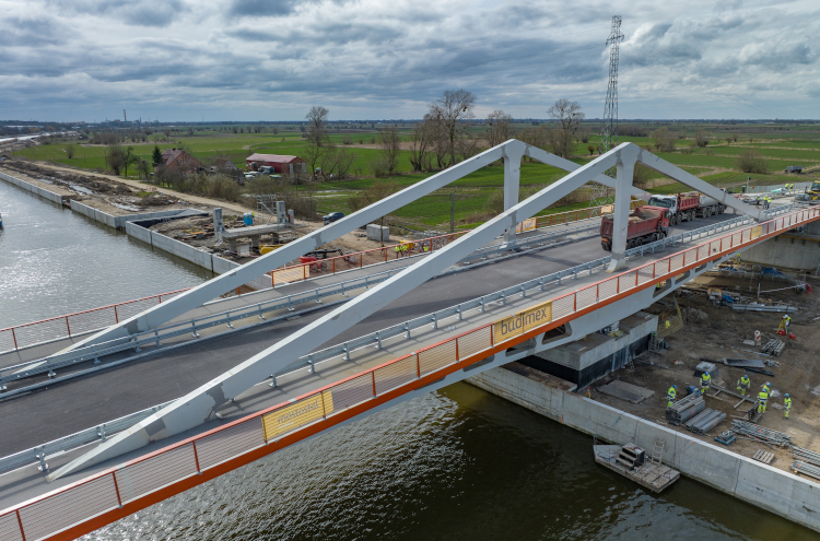 Most w Nowakowie